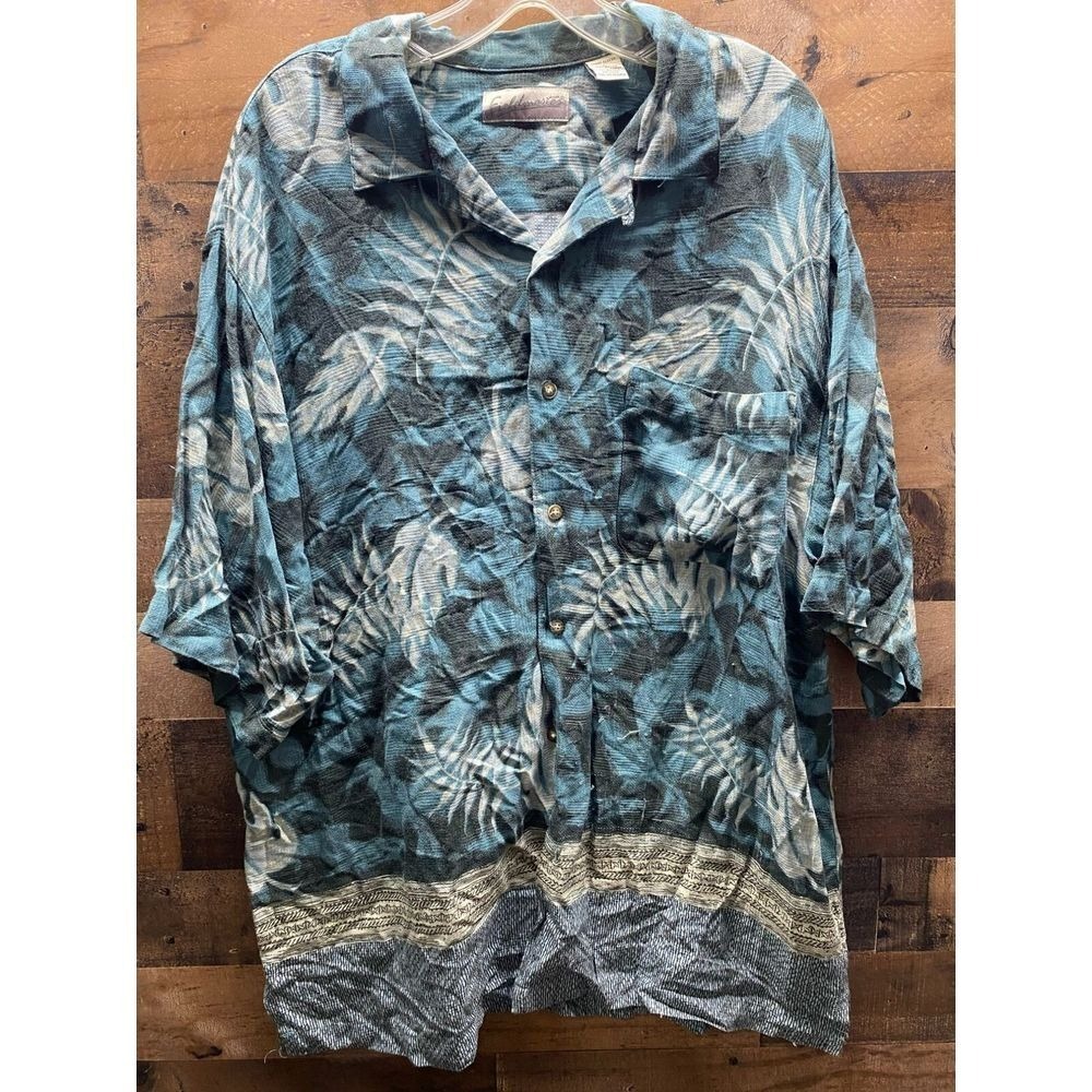 Fieldmaster Short Sleeve Button Up‎ Size Large